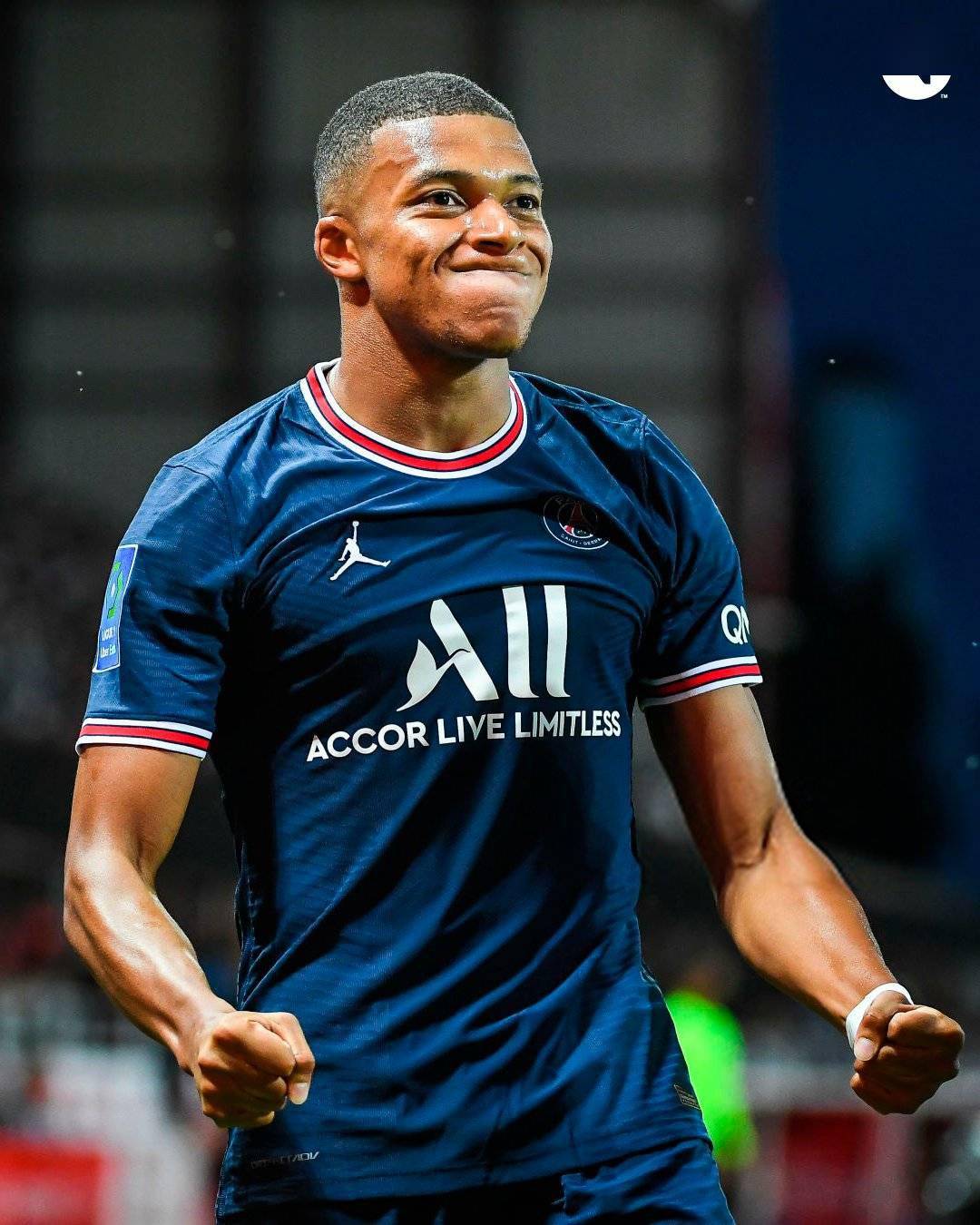 关于蒂姆迎来十赛季高光表现，巴黎圣日耳曼球迷沸腾！的信息